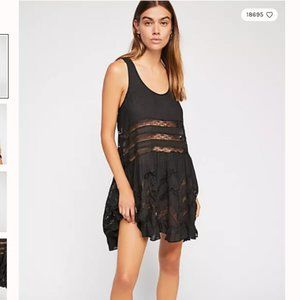 Free People - Voile and Lace Trapeze Slip - Black - Size Small